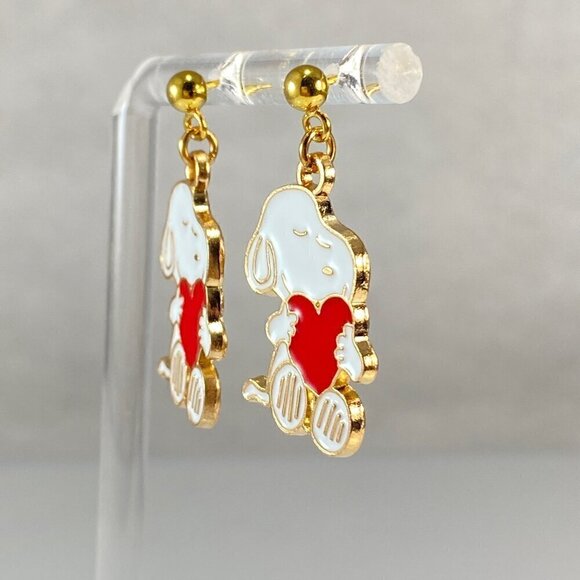 Snoopy Dangle Earrings - Picture 5 of 8